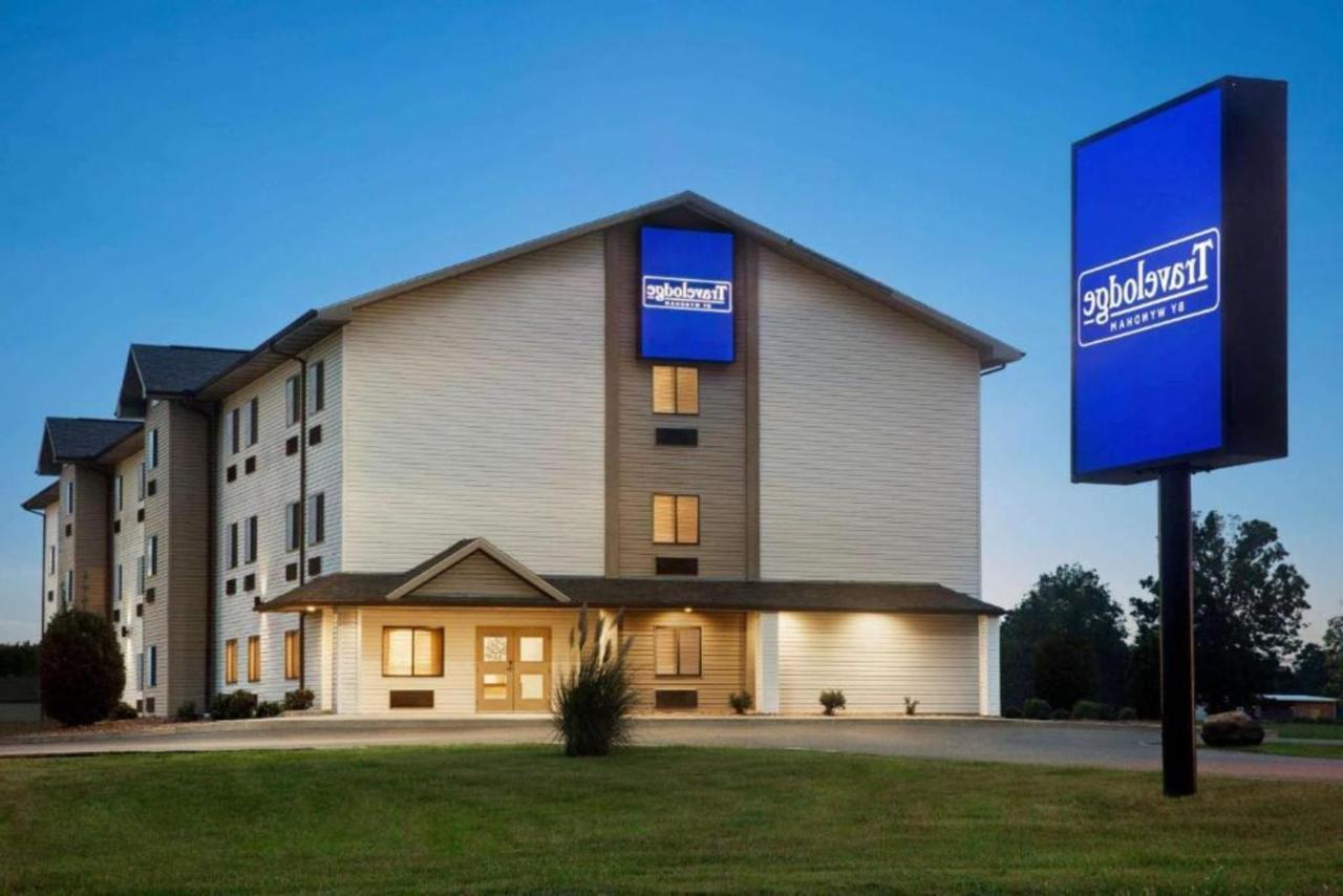 Travelodge By Wyndham Livonia Exterior foto